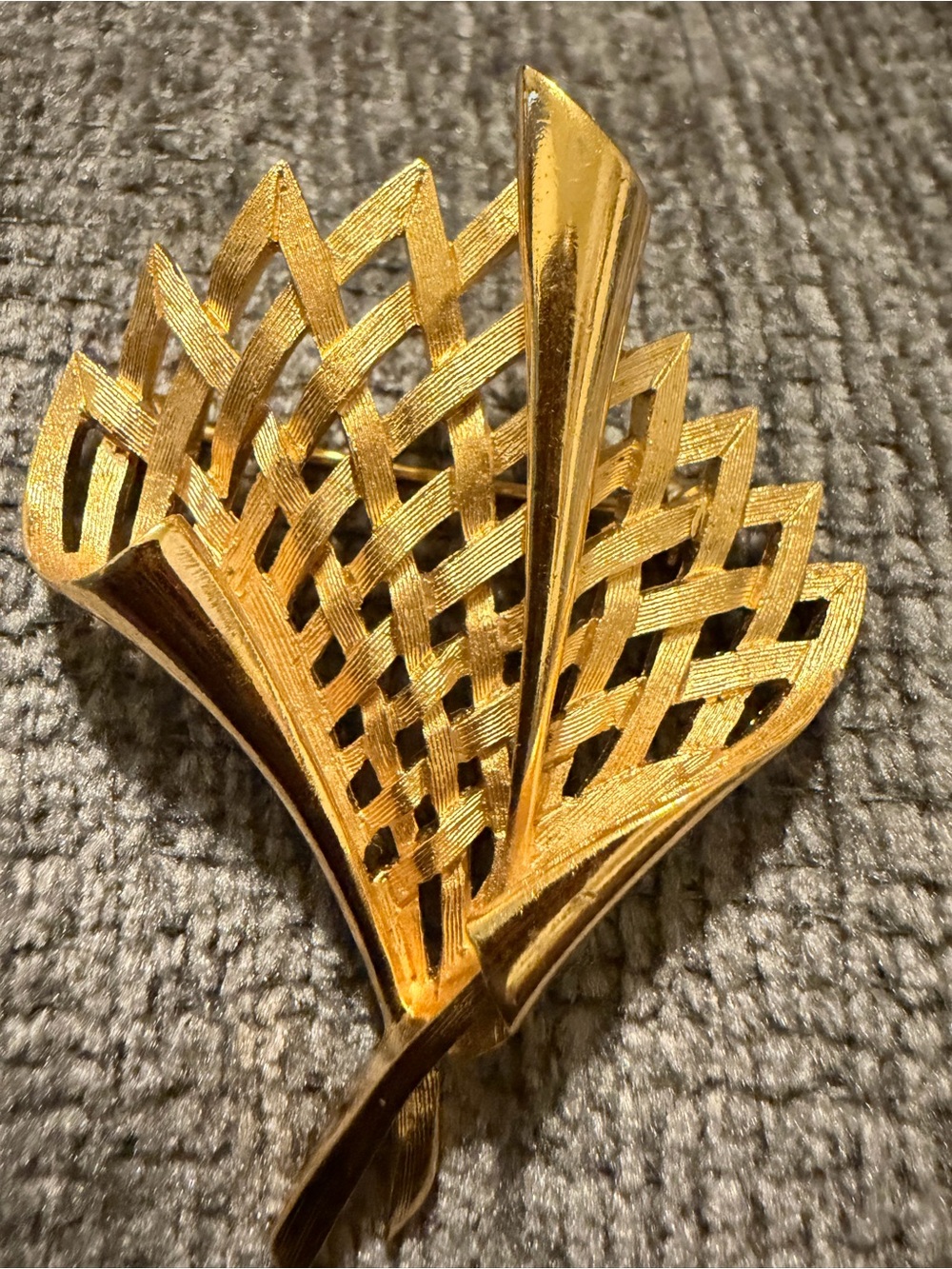 Trifari Gold-Tone Woven Fan Hair Clip